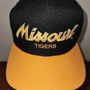 Vintage MISSOURI TIGERS Wool Script Sports Specialties Snapback Hat / Cap